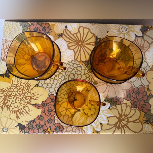 set of 5 vintage vereco large amber glass tea cups - Picture 3 of 4